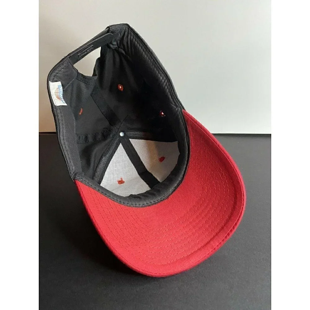 Nissun nwot hat